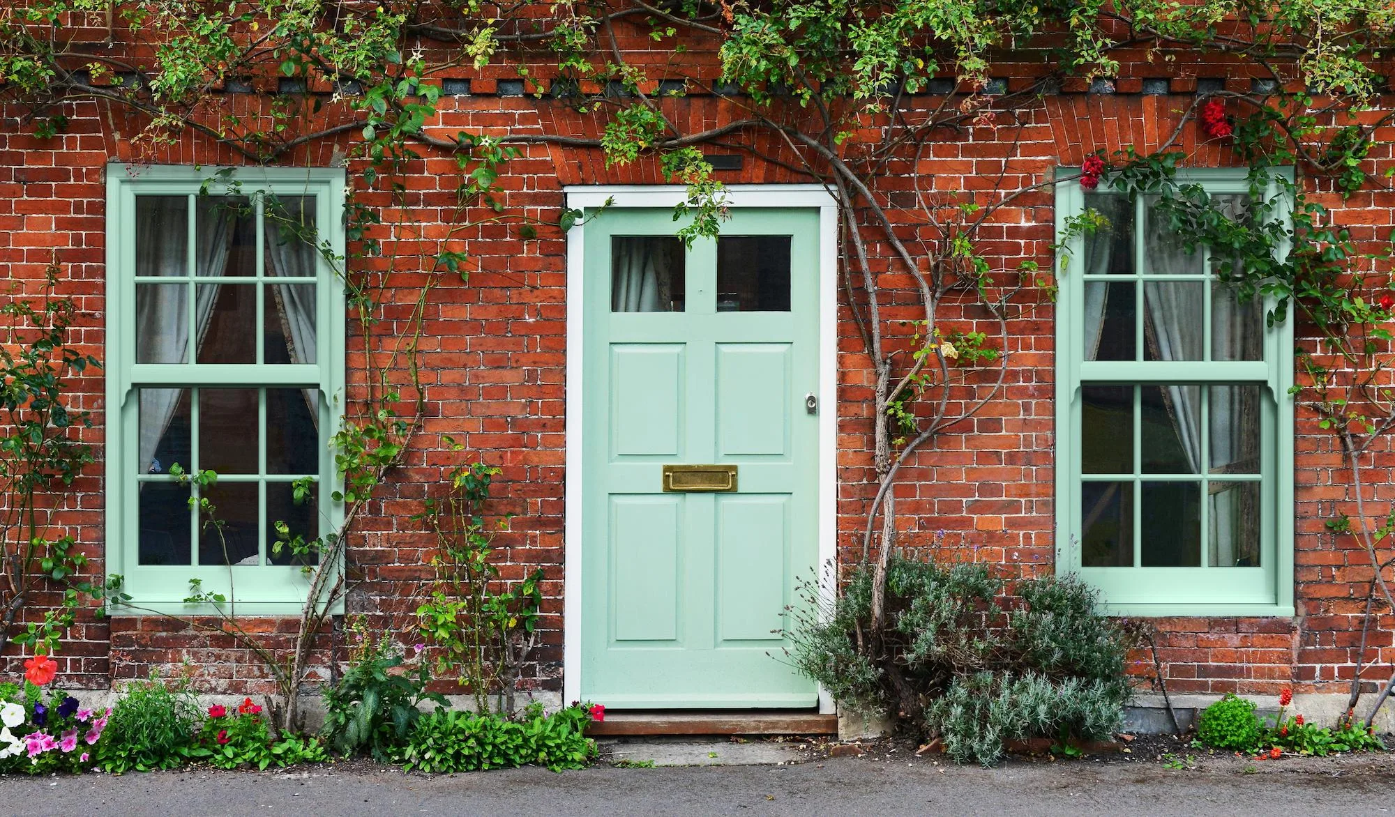 The Benefits Of Installing Sliding Sash Windows In Wakefield