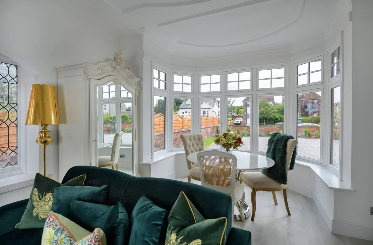 Customising Bow And Bay Windows For Optimal Performance In Oldham